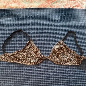 Victoria's Secret Black and Tan Leopard Bra